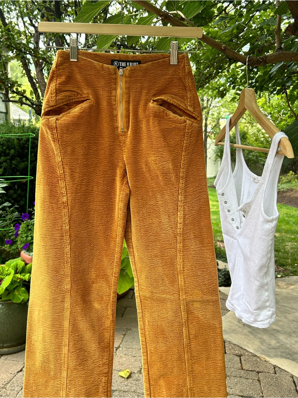 Vintage-Inspired Mustard Corduroy Pants Xs